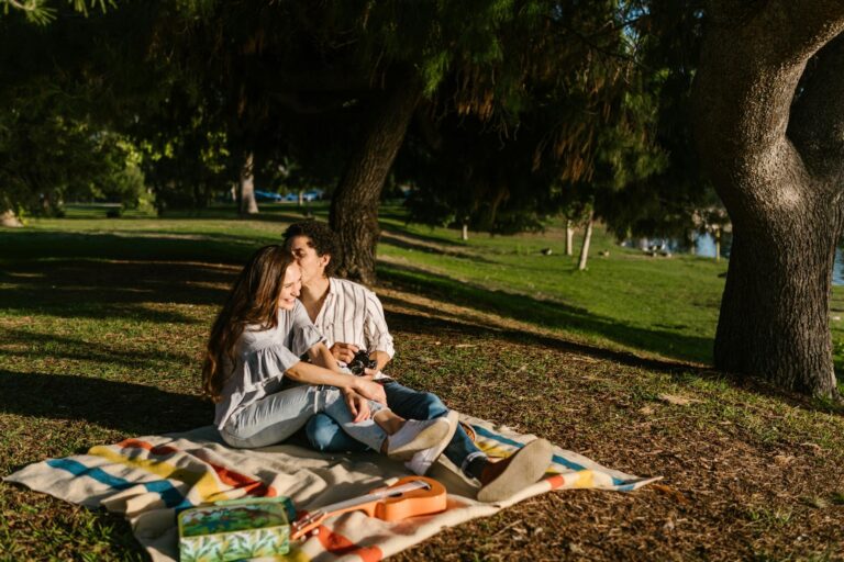 Dean’s Park Picnic Date