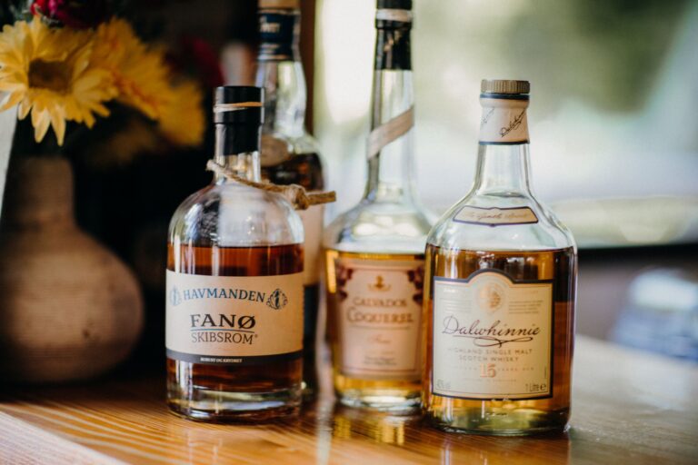 Edinburgh Scottish Whiskey Tasting Private Guided Tour